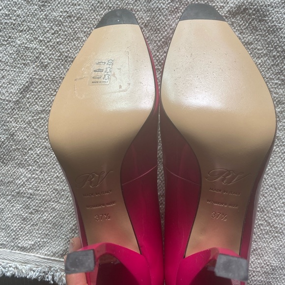 Roger Vivier Pink Patent Heels - Never Worn - 37.5 - Picture 7 of 7